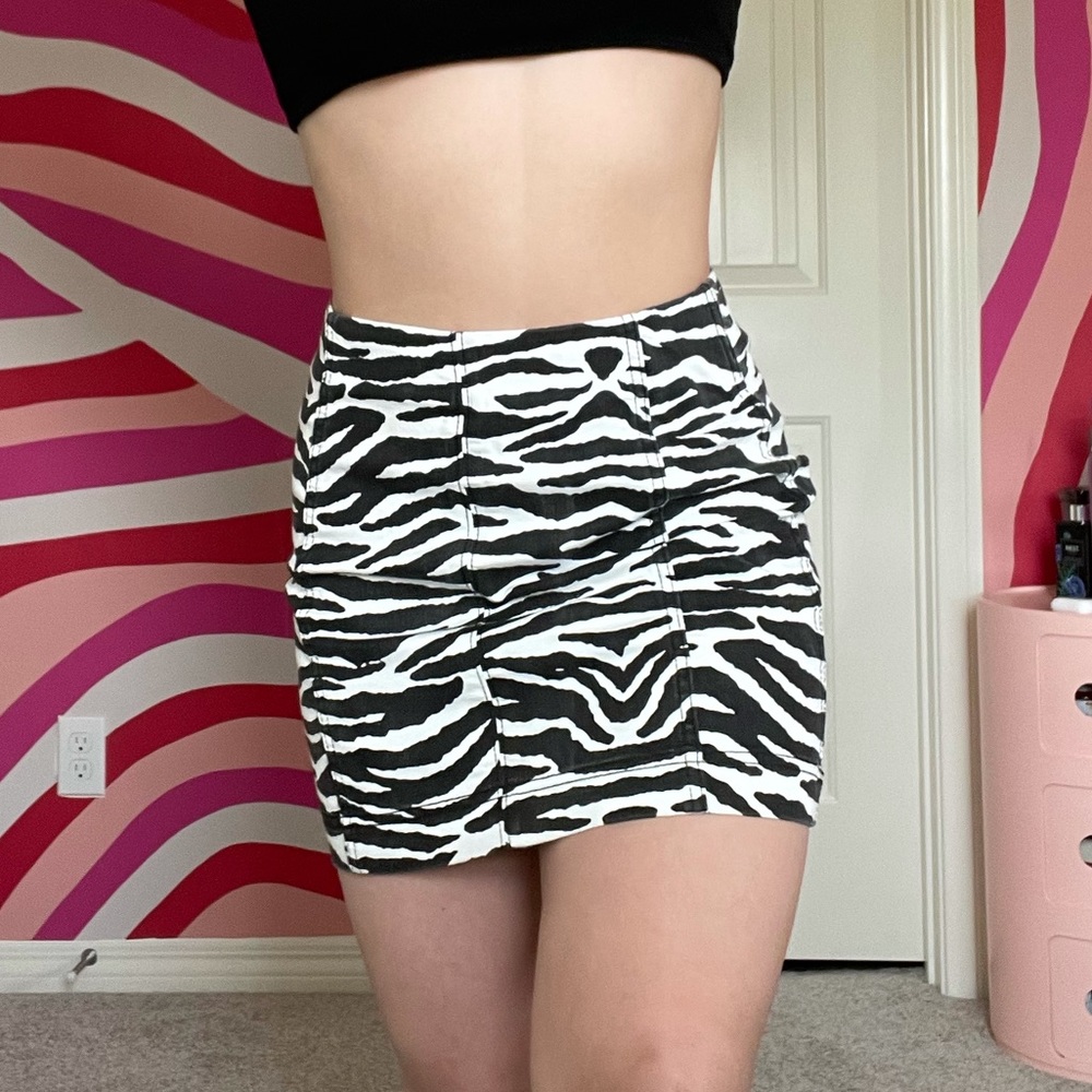 Zebra skirt